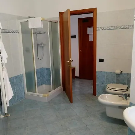 Aquarium Hotel Clusane