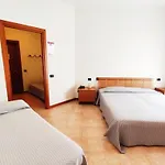 Aquarium Hotel